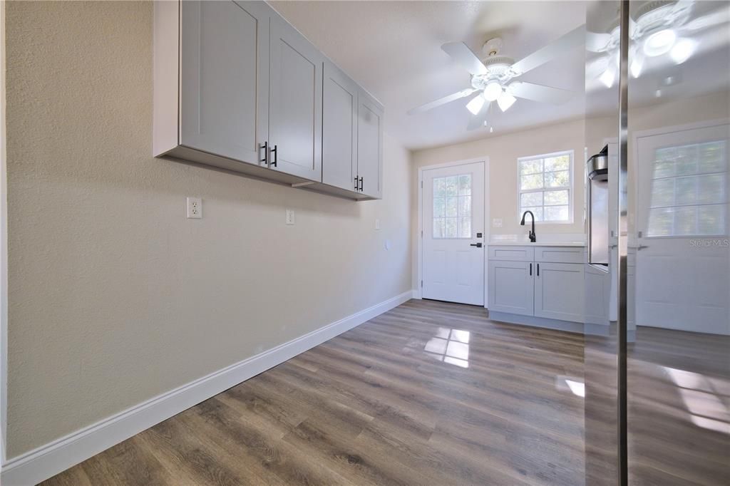 For Sale: $174,900 (2 beds, 1 baths, 672 Square Feet)