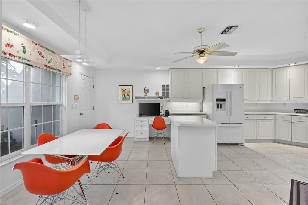 For Sale: $549,500 (2 beds, 2 baths, 2358 Square Feet)