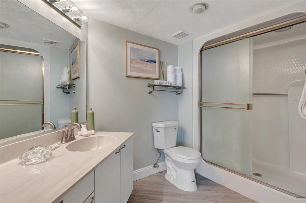 На продажу: $279,000 (2 спален, 2 ванн, 1189 Квадратных фут)