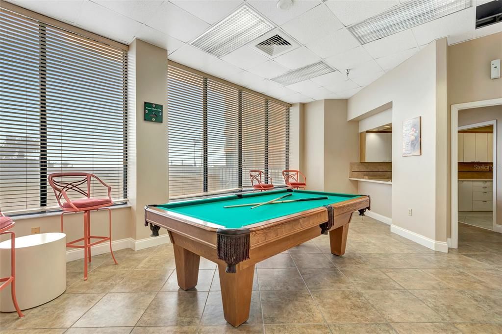 На продажу: $279,000 (2 спален, 2 ванн, 1189 Квадратных фут)