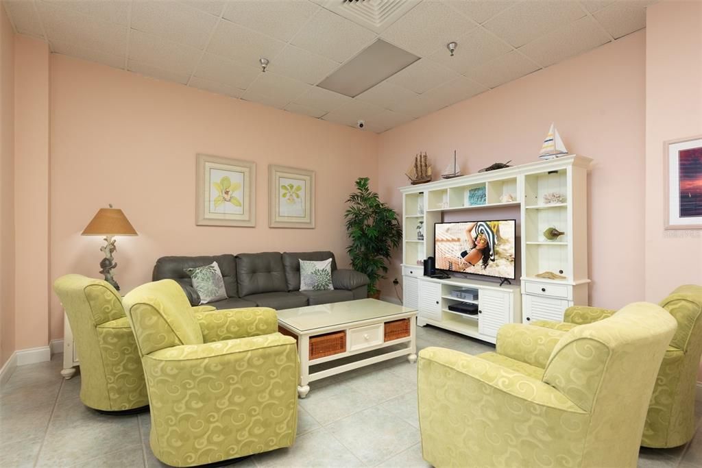 На продажу: $279,000 (2 спален, 2 ванн, 1189 Квадратных фут)