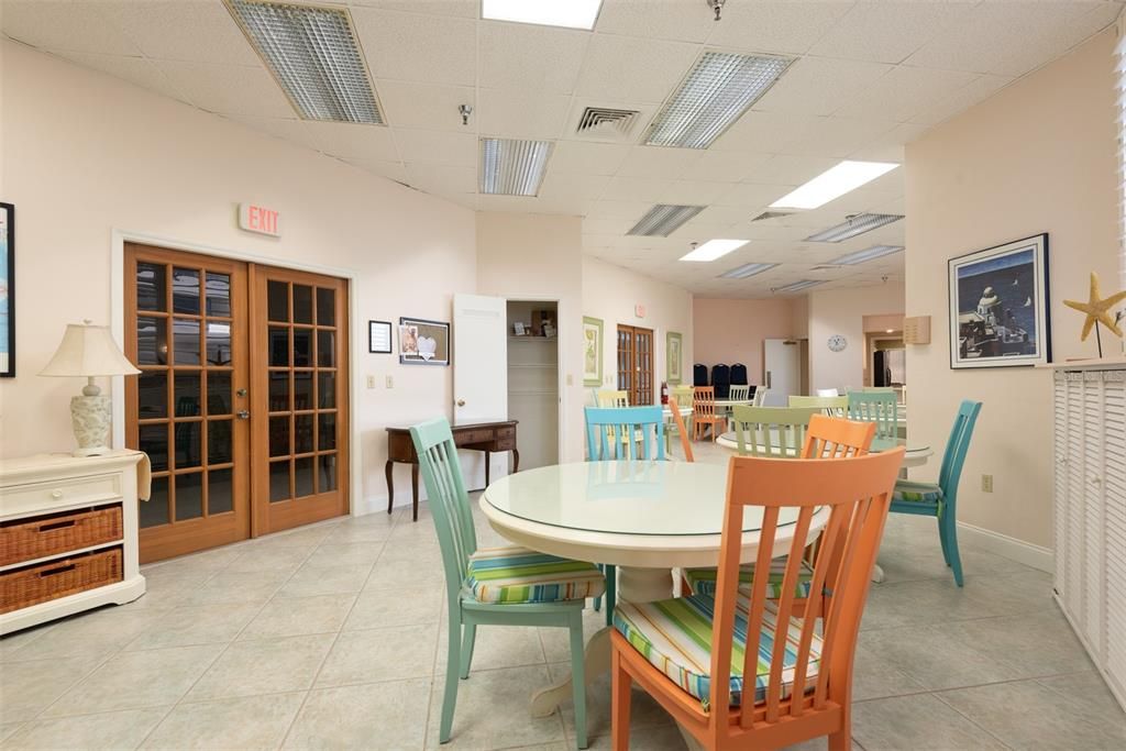 На продажу: $279,000 (2 спален, 2 ванн, 1189 Квадратных фут)