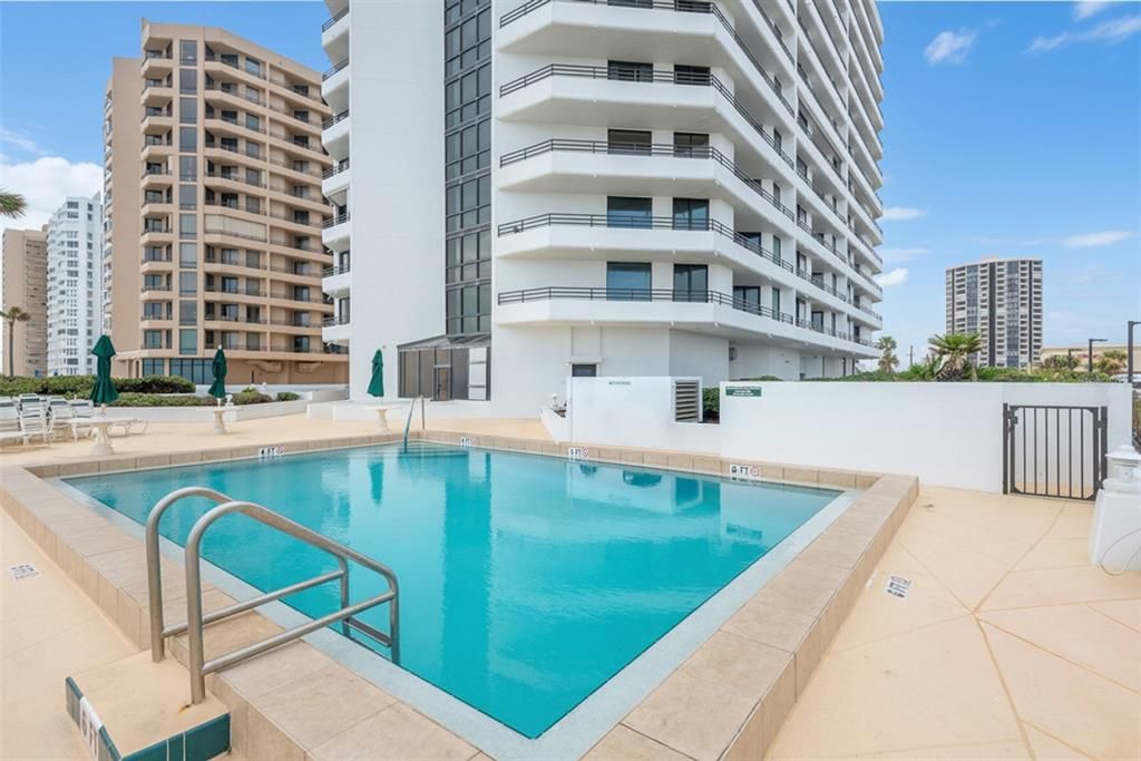 На продажу: $279,000 (2 спален, 2 ванн, 1189 Квадратных фут)