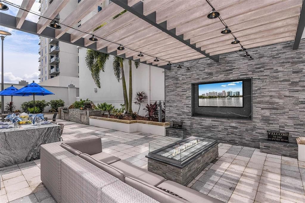 For Rent: $1,615 (1 beds, 1 baths, 638 Square Feet)