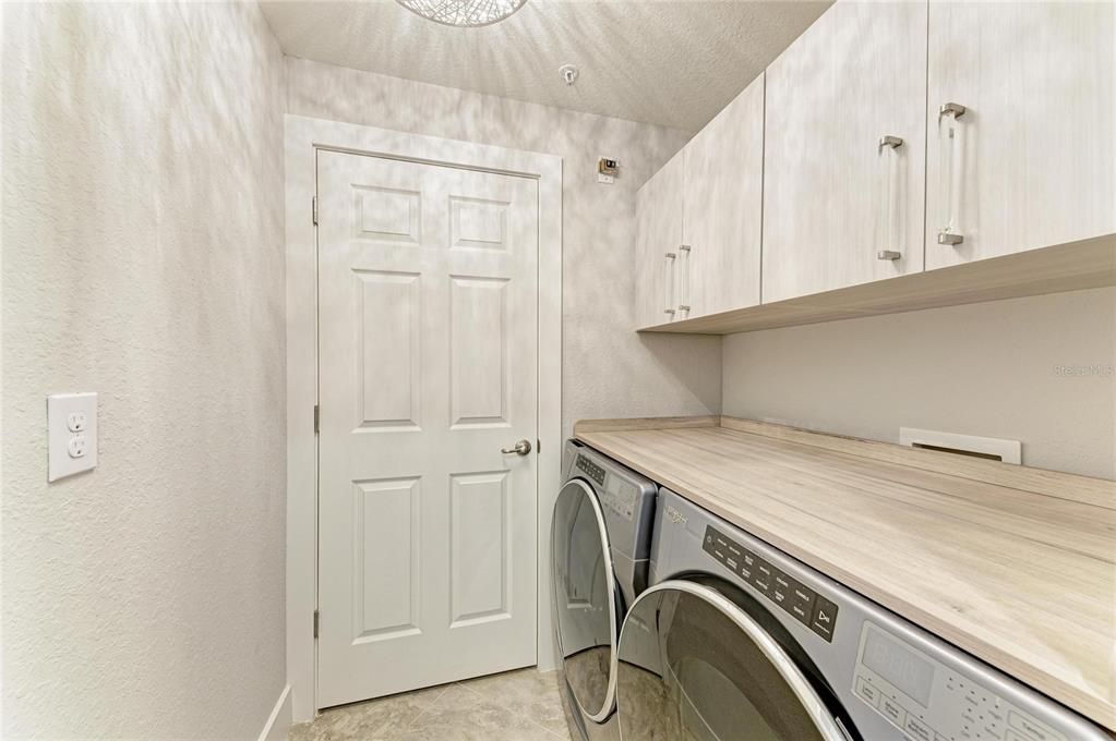 For Sale: $615,000 (3 beds, 2 baths, 1786 Square Feet)