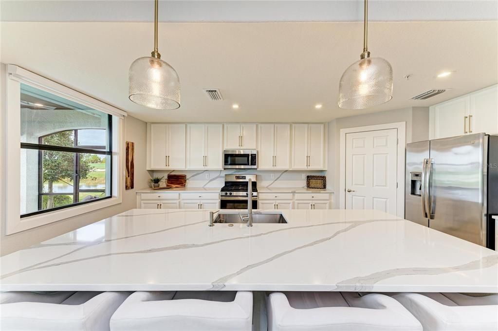 For Sale: $615,000 (3 beds, 2 baths, 1786 Square Feet)