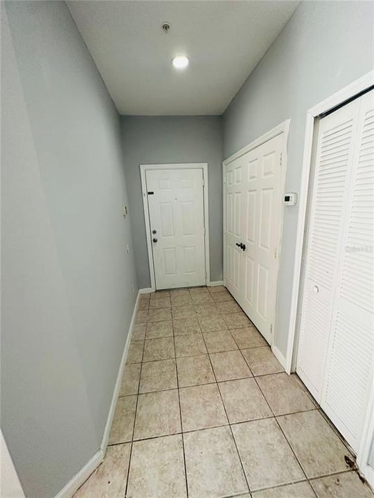 For Rent: $1,950 (3 beds, 2 baths, 1408 Square Feet)