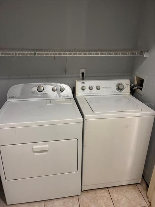 For Rent: $1,950 (3 beds, 2 baths, 1408 Square Feet)