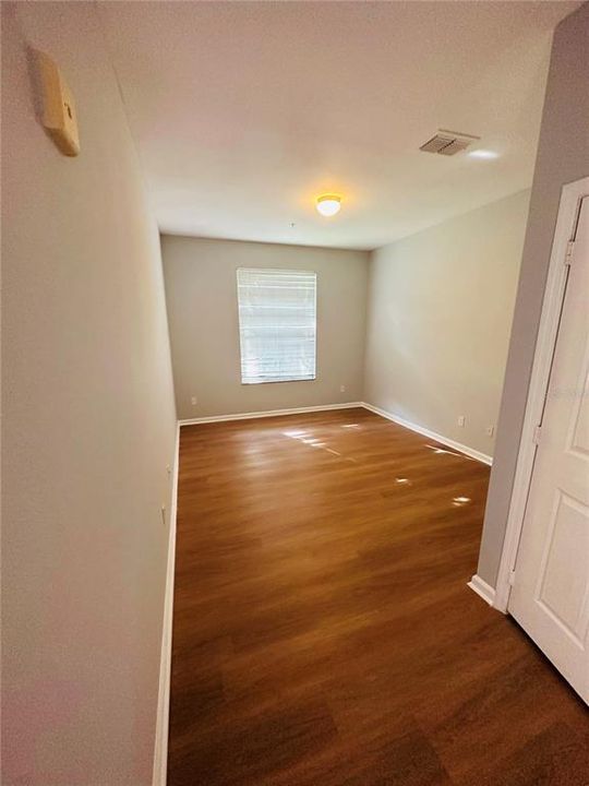 For Rent: $1,950 (3 beds, 2 baths, 1408 Square Feet)