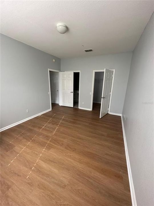 For Rent: $1,950 (3 beds, 2 baths, 1408 Square Feet)