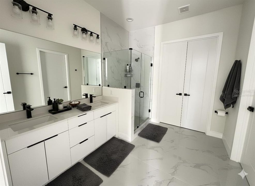 待售: $429,000 (4 贝兹, 3 浴室, 2153 平方英尺)