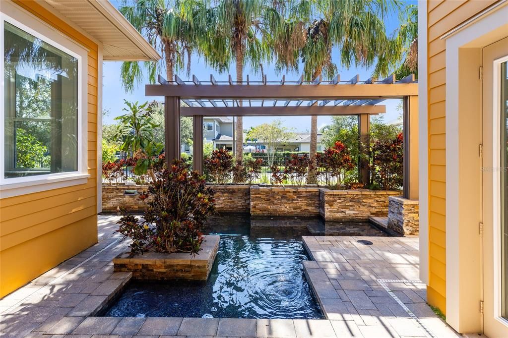 出租: $4,500 (4 贝兹, 3 浴室, 2955 平方英尺)