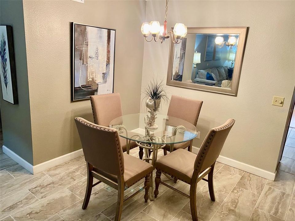 For Sale: $167,500 (2 beds, 2 baths, 1100 Square Feet)