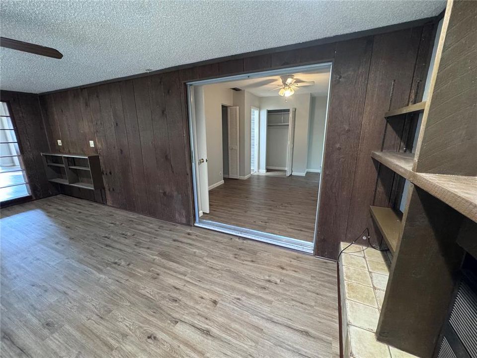 For Rent: $2,400 (2 beds, 2 baths, 1300 Square Feet)