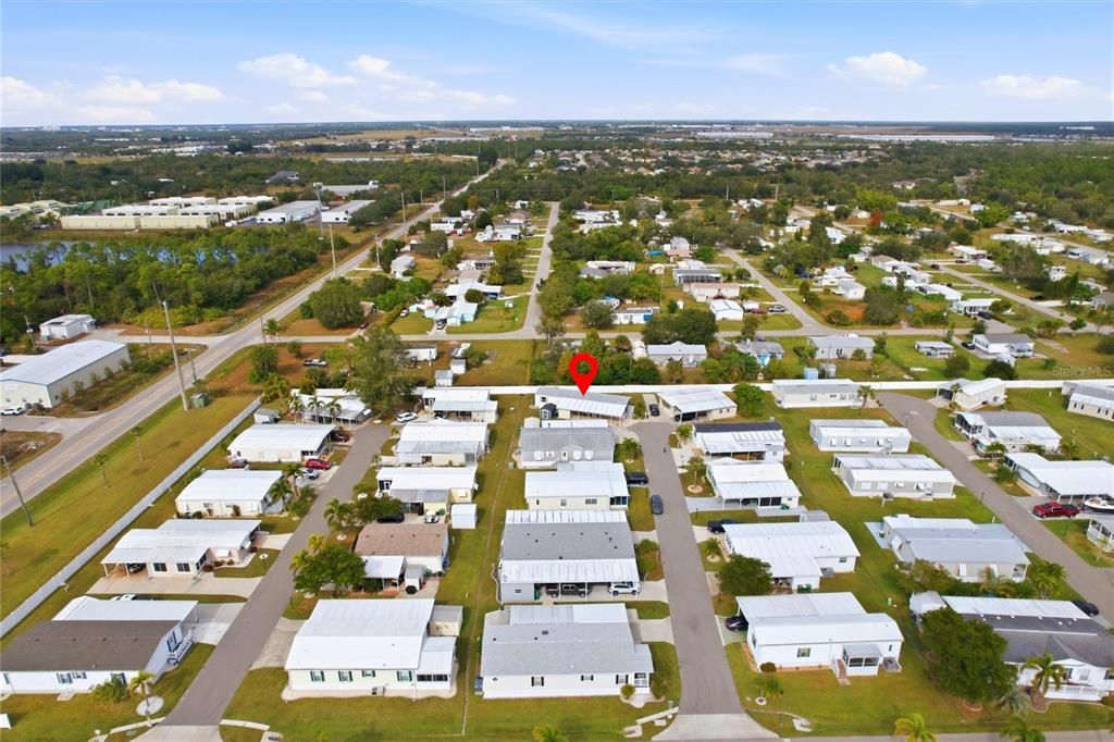 На продажу: $165,000 (2 спален, 2 ванн, 960 Квадратных фут)