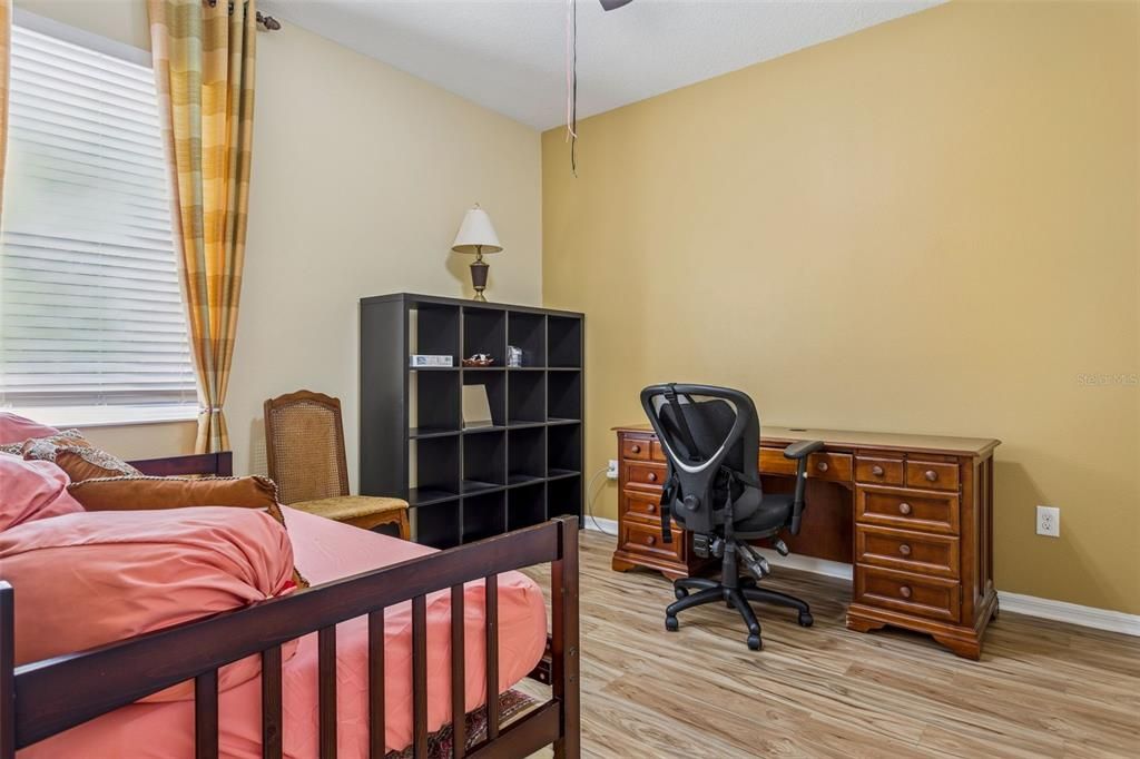 出租: $3,750 (4 贝兹, 3 浴室, 2575 平方英尺)