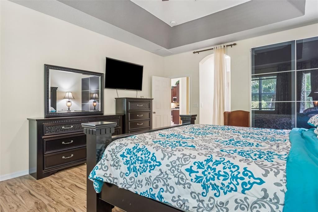 出租: $3,750 (4 贝兹, 3 浴室, 2575 平方英尺)