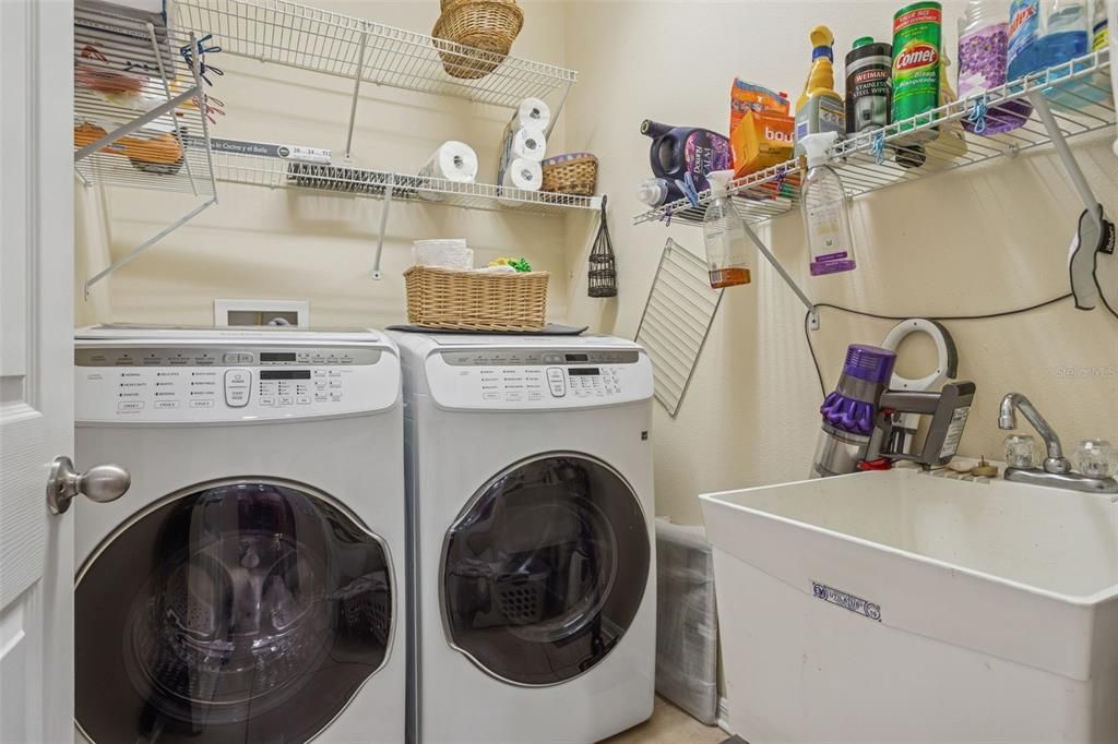 出租: $3,750 (4 贝兹, 3 浴室, 2575 平方英尺)