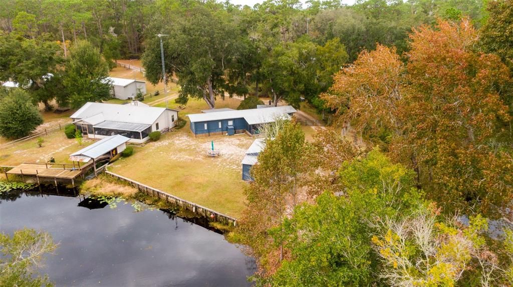 For Sale: $209,700 (2 beds, 2 baths, 884 Square Feet)