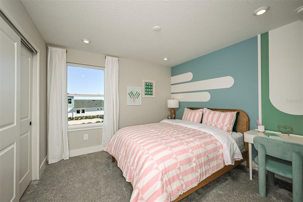 For Sale: $549,942 (4 beds, 3 baths, 2323 Square Feet)