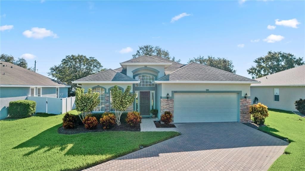 Active With Contract: $625,000 (4 beds, 2 baths, 1844 Square Feet)