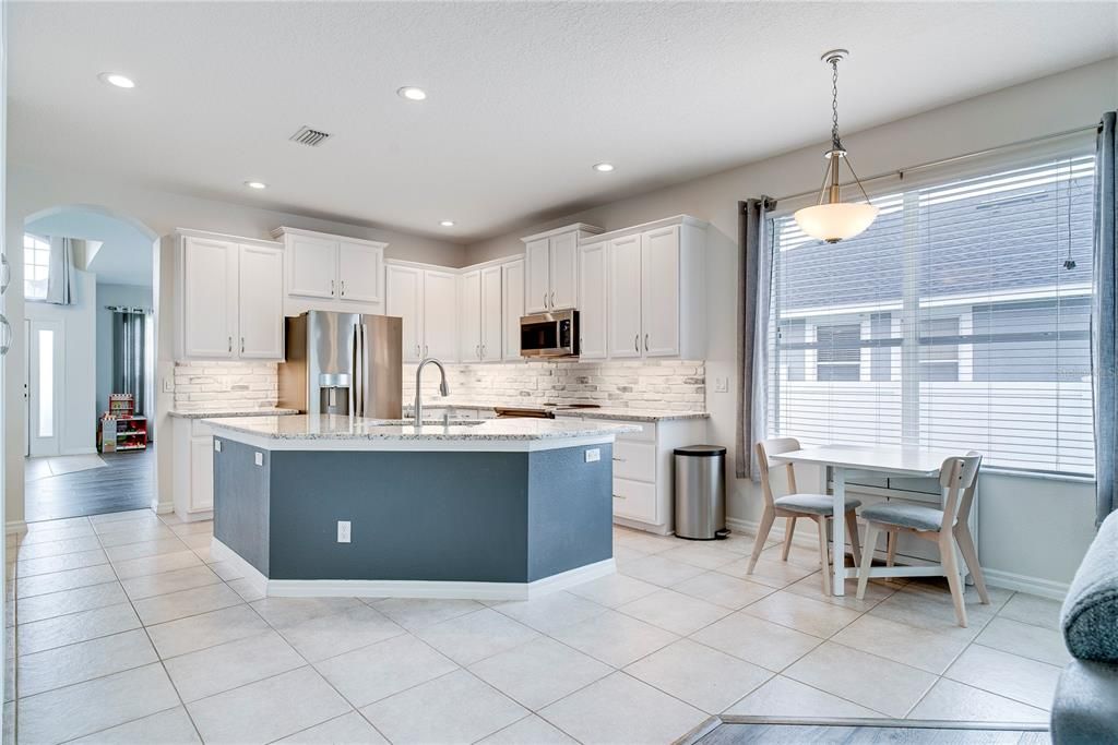 Active With Contract: $625,000 (4 beds, 2 baths, 1844 Square Feet)