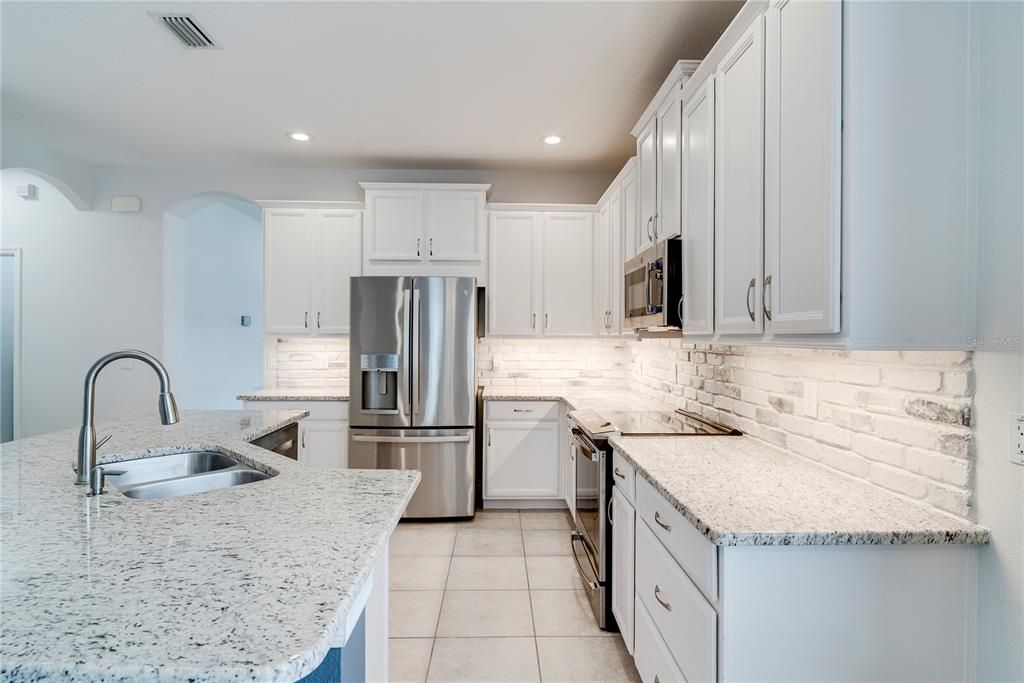 Active With Contract: $625,000 (4 beds, 2 baths, 1844 Square Feet)