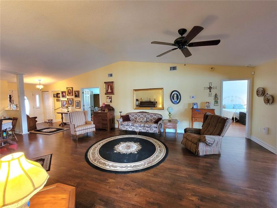 For Sale: $385,000 (3 beds, 2 baths, 2145 Square Feet)