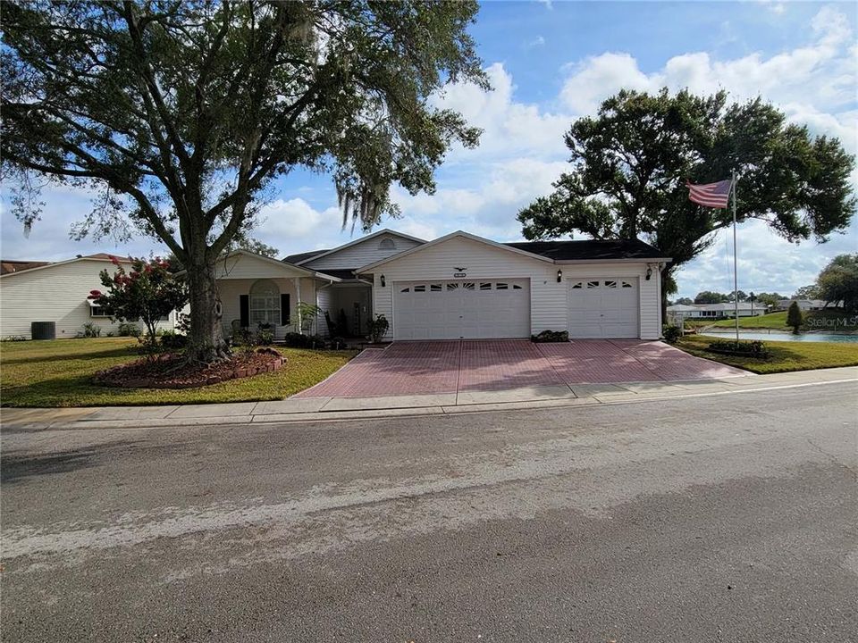 For Sale: $385,000 (3 beds, 2 baths, 2145 Square Feet)