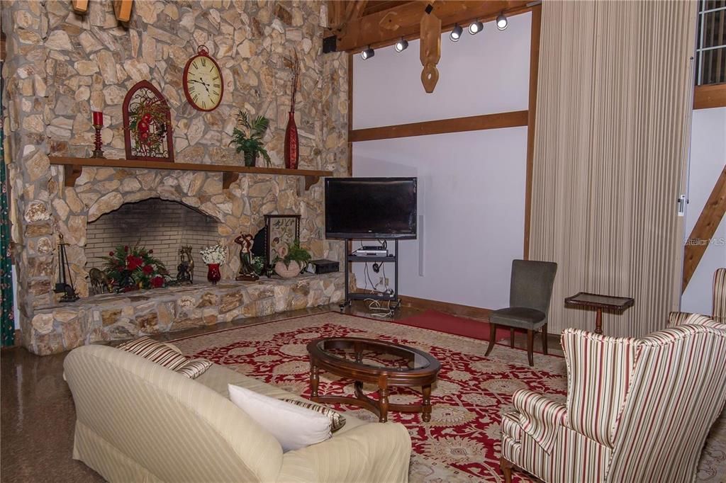 For Sale: $385,000 (3 beds, 2 baths, 2145 Square Feet)