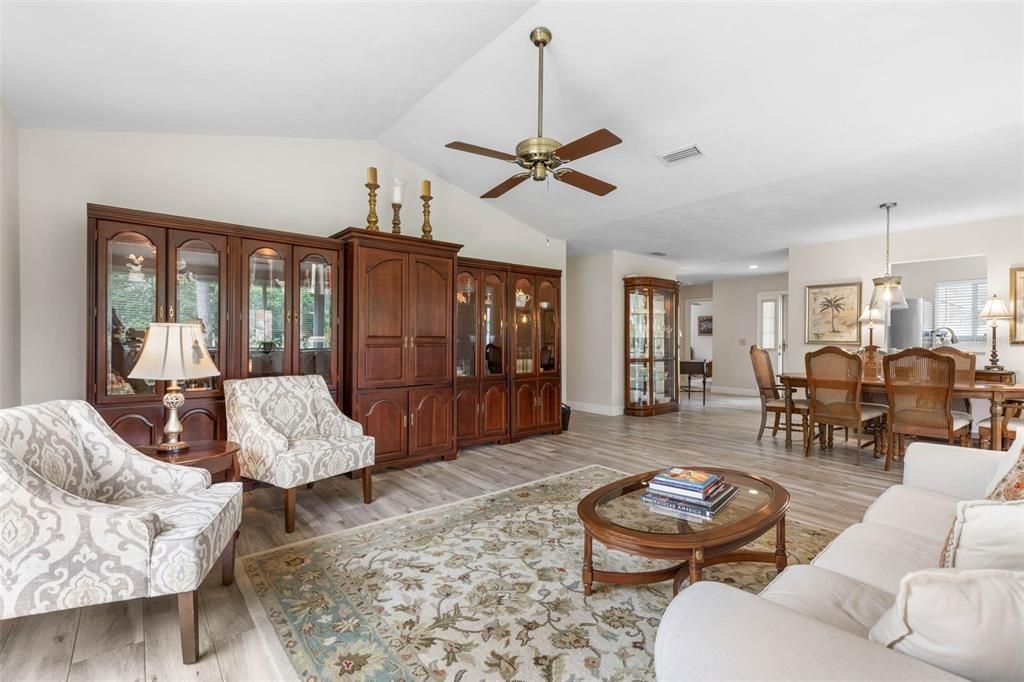 En Renta: $2,300 (2 camas, 2 baños, 2037 Pies cuadrados)