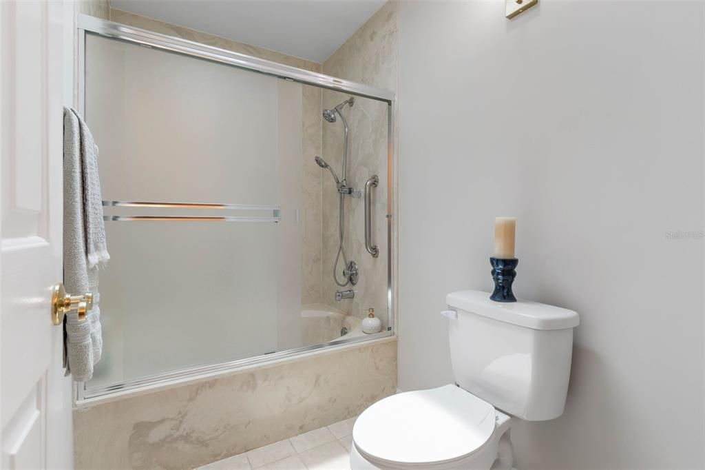 En Renta: $2,300 (2 camas, 2 baños, 2037 Pies cuadrados)