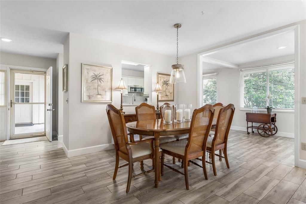 En Renta: $2,300 (2 camas, 2 baños, 2037 Pies cuadrados)