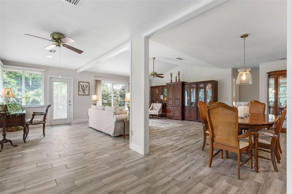 En Renta: $2,300 (2 camas, 2 baños, 2037 Pies cuadrados)