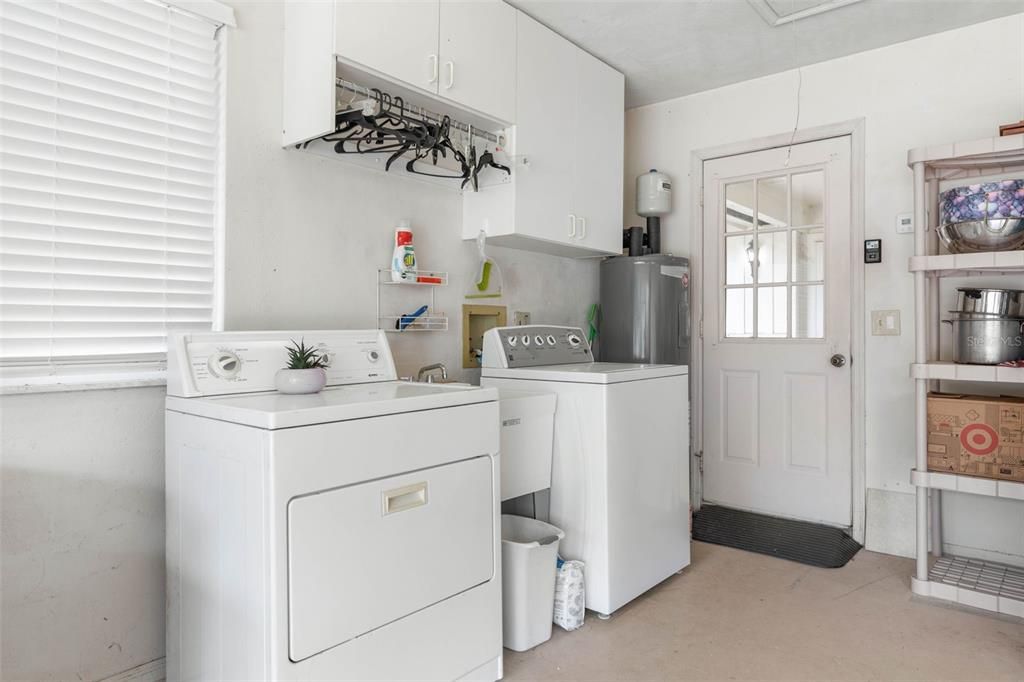 En Renta: $2,300 (2 camas, 2 baños, 2037 Pies cuadrados)