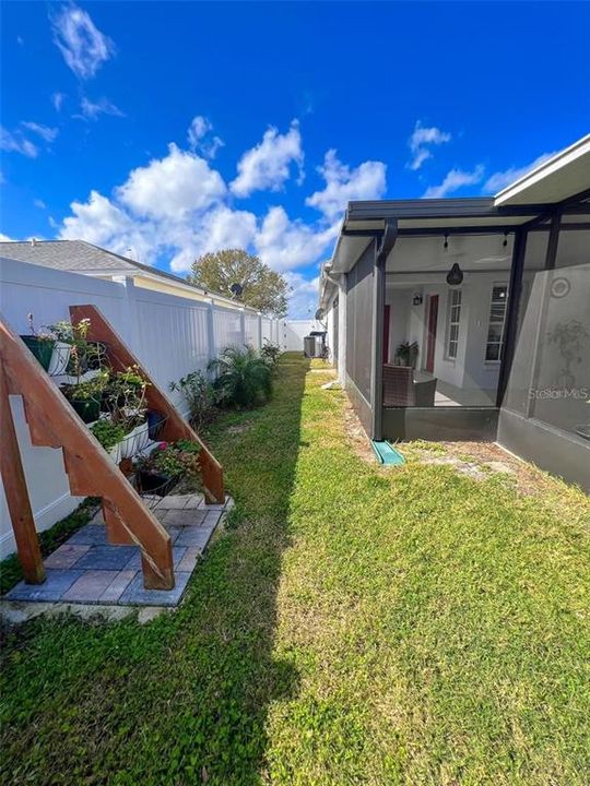 For Rent: $1,895 (3 beds, 2 baths, 1131 Square Feet)