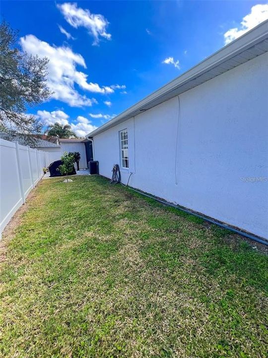 For Rent: $1,895 (3 beds, 2 baths, 1131 Square Feet)