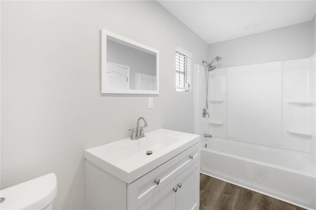 出租: $2,195 (3 贝兹, 2 浴室, 1619 平方英尺)