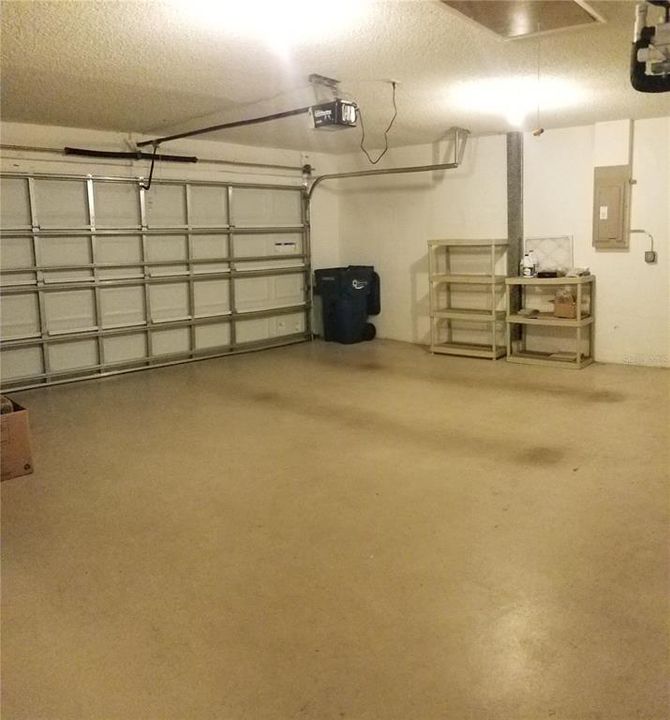 For Rent: $2,895 (3 beds, 2 baths, 1919 Square Feet)