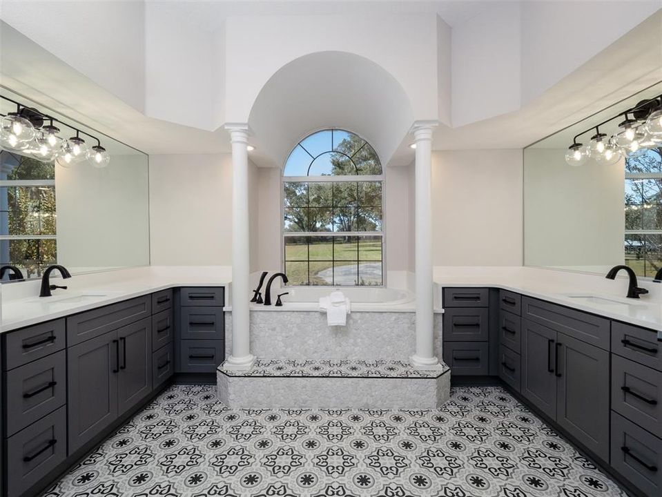 En Venta: $3,000,000 (3 camas, 3 baños, 3289 Pies cuadrados)