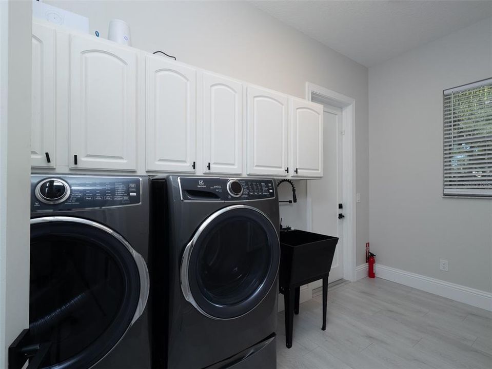 En Venta: $3,000,000 (3 camas, 3 baños, 3289 Pies cuadrados)