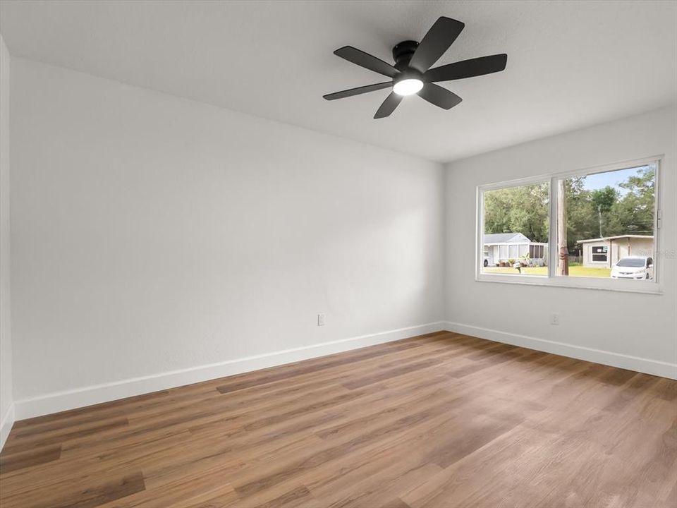 En Venta: $299,000 (3 camas, 2 baños, 1059 Pies cuadrados)