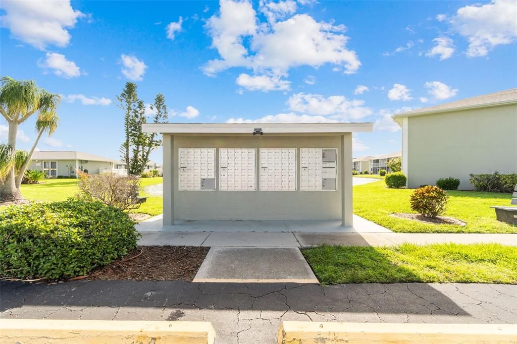 For Sale: $197,000 (2 beds, 2 baths, 1044 Square Feet)