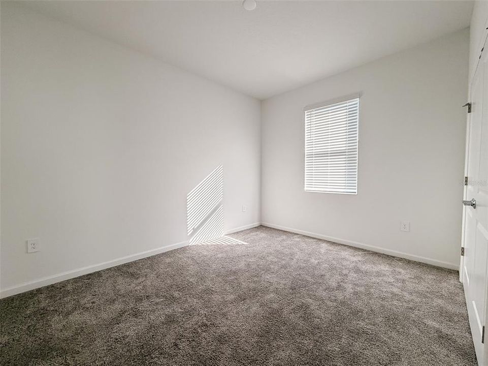 出租: $2,950 (4 贝兹, 3 浴室, 2363 平方英尺)