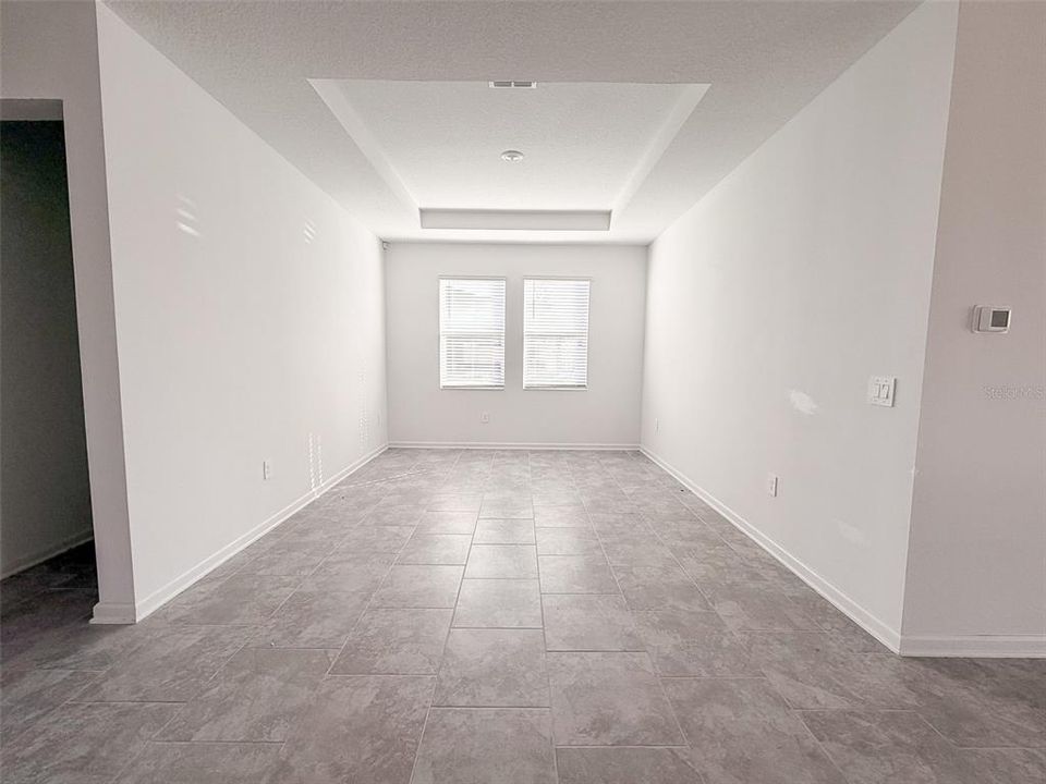 出租: $2,950 (4 贝兹, 3 浴室, 2363 平方英尺)