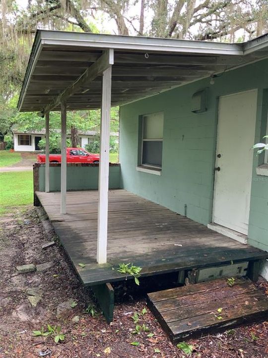 For Rent: $1,900 (3 beds, 2 baths, 1325 Square Feet)