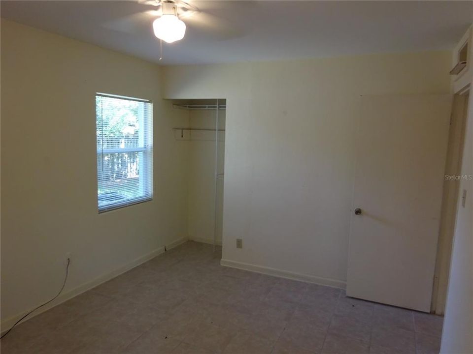 For Rent: $1,900 (3 beds, 2 baths, 1325 Square Feet)
