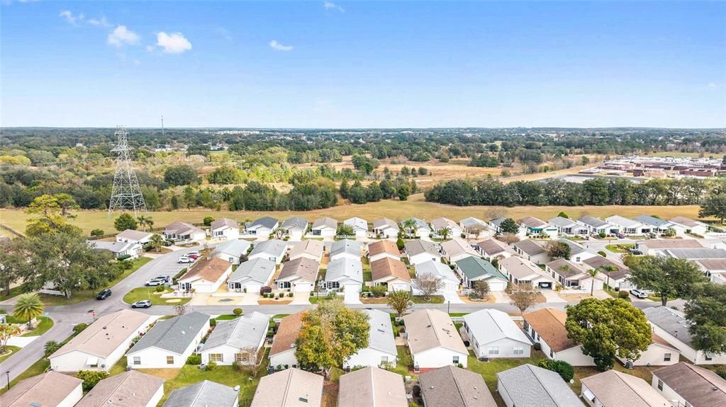 待售: $239,900 (2 贝兹, 2 浴室, 1121 平方英尺)