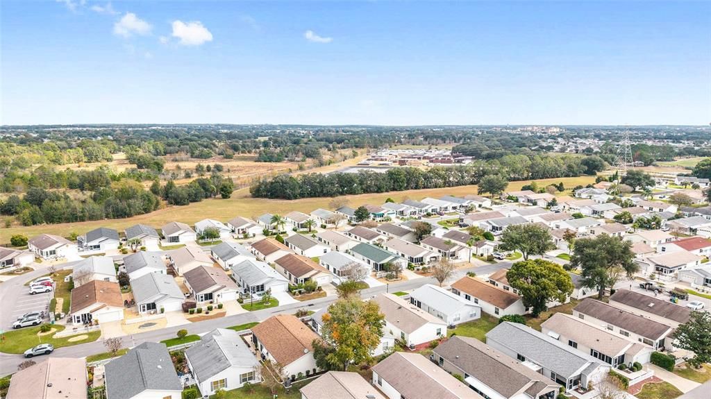 待售: $239,900 (2 贝兹, 2 浴室, 1121 平方英尺)