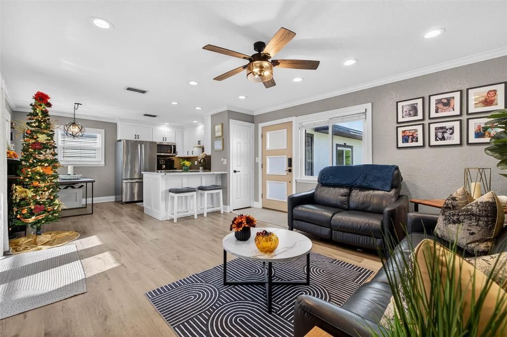 En Venta: $425,000 (3 camas, 1 baños, 1236 Pies cuadrados)